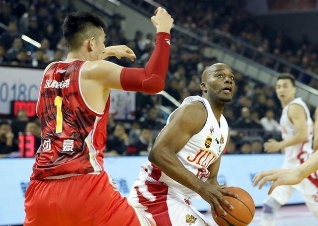 开云体育-Karsa爆冷击败法国队，出色防守引爆全场！的简单介绍