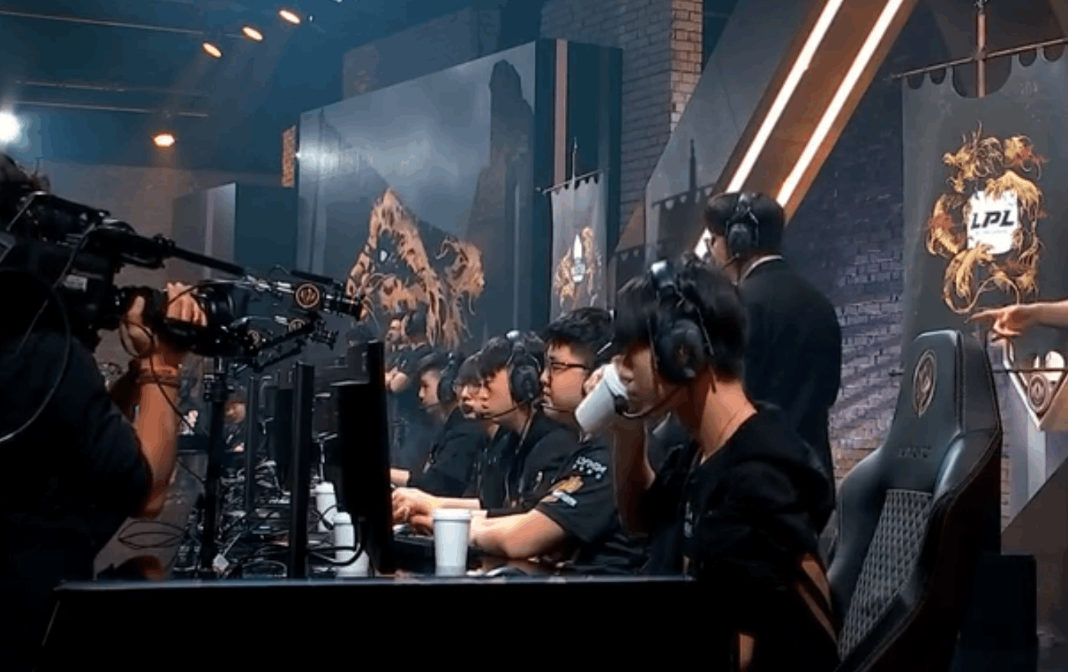 KAIYUN-关于蒂姆在RNG比赛中突破纪录，赛况扑朔迷离引发热议！的信息