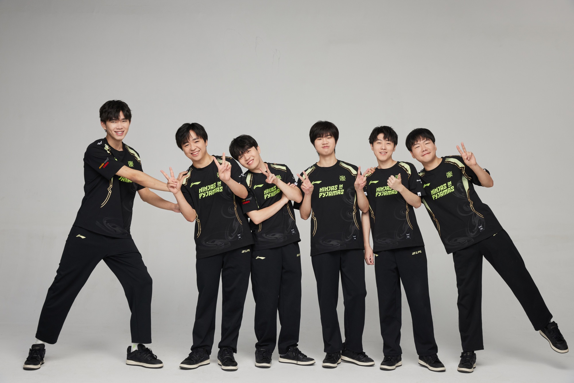 开云体育-包含Rookie在TES比赛中绝杀，绝杀引发热议！的词条